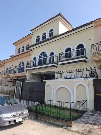 Block i 7marla double story house for sale