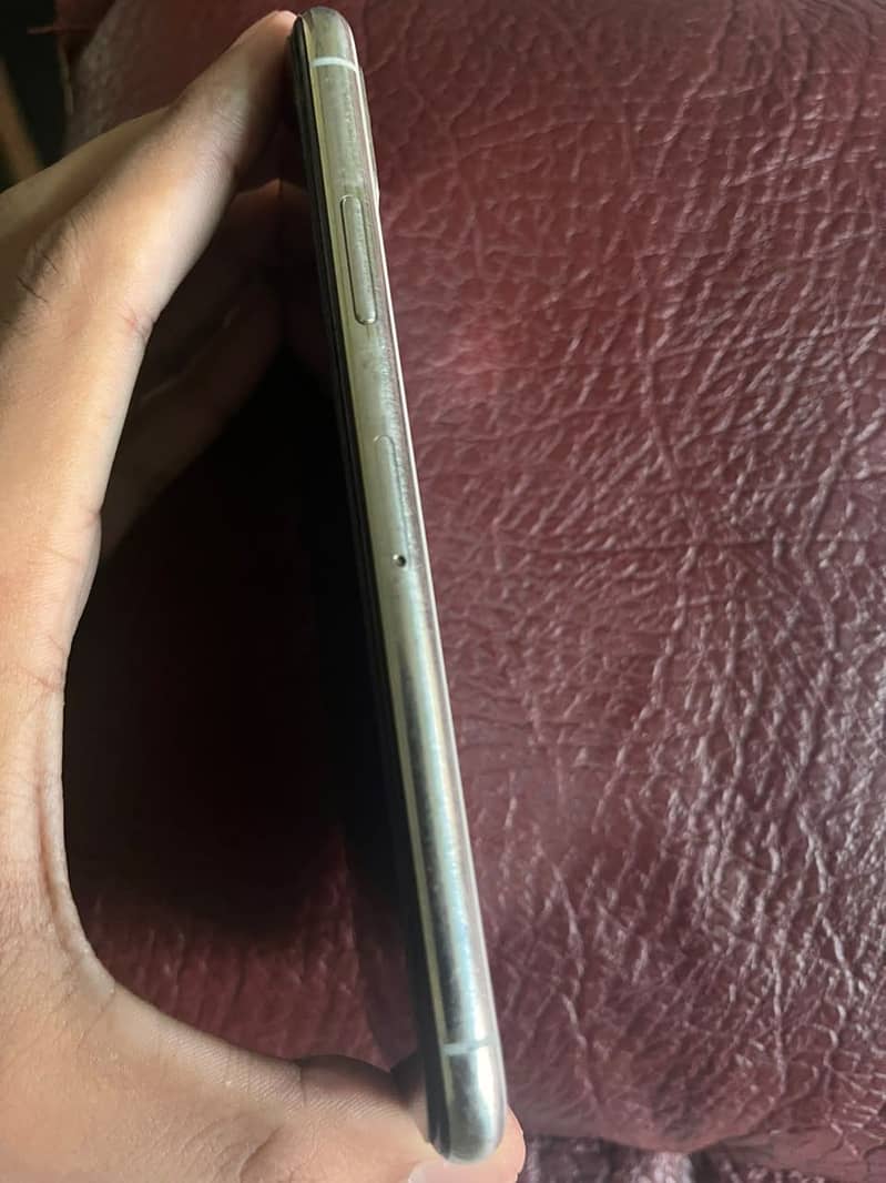 Apple iPhone X 7