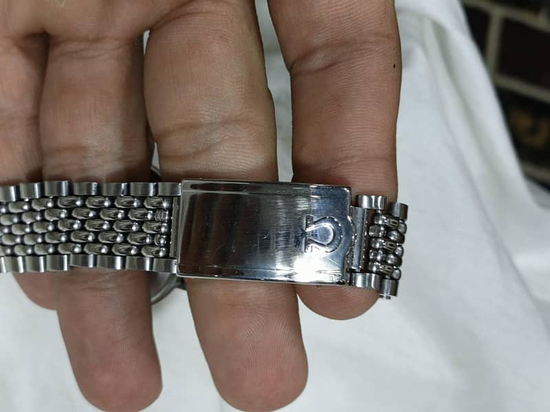 Omega 5