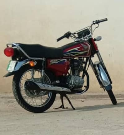 Honda 125 clear condition for sale