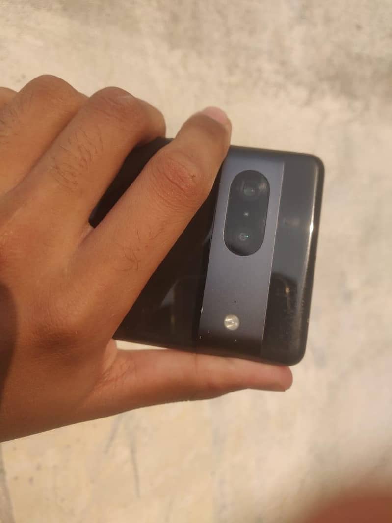 Google Pixel 7 4