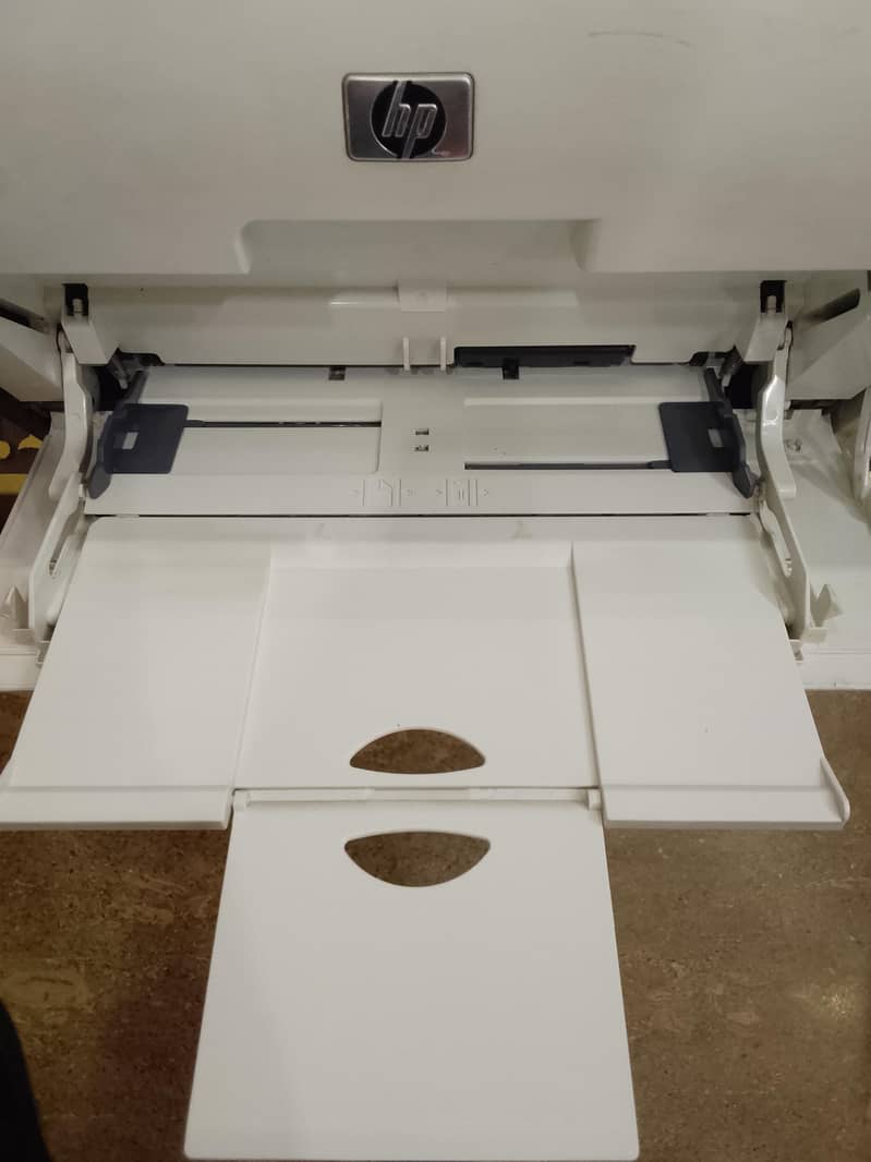 HP LASER JET PRO PRINTER 1