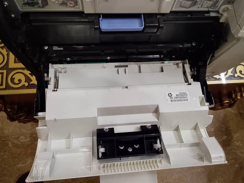 HP LASER JET PRO PRINTER 2
