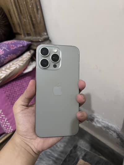 Apple iPhone 15 Pro Max
