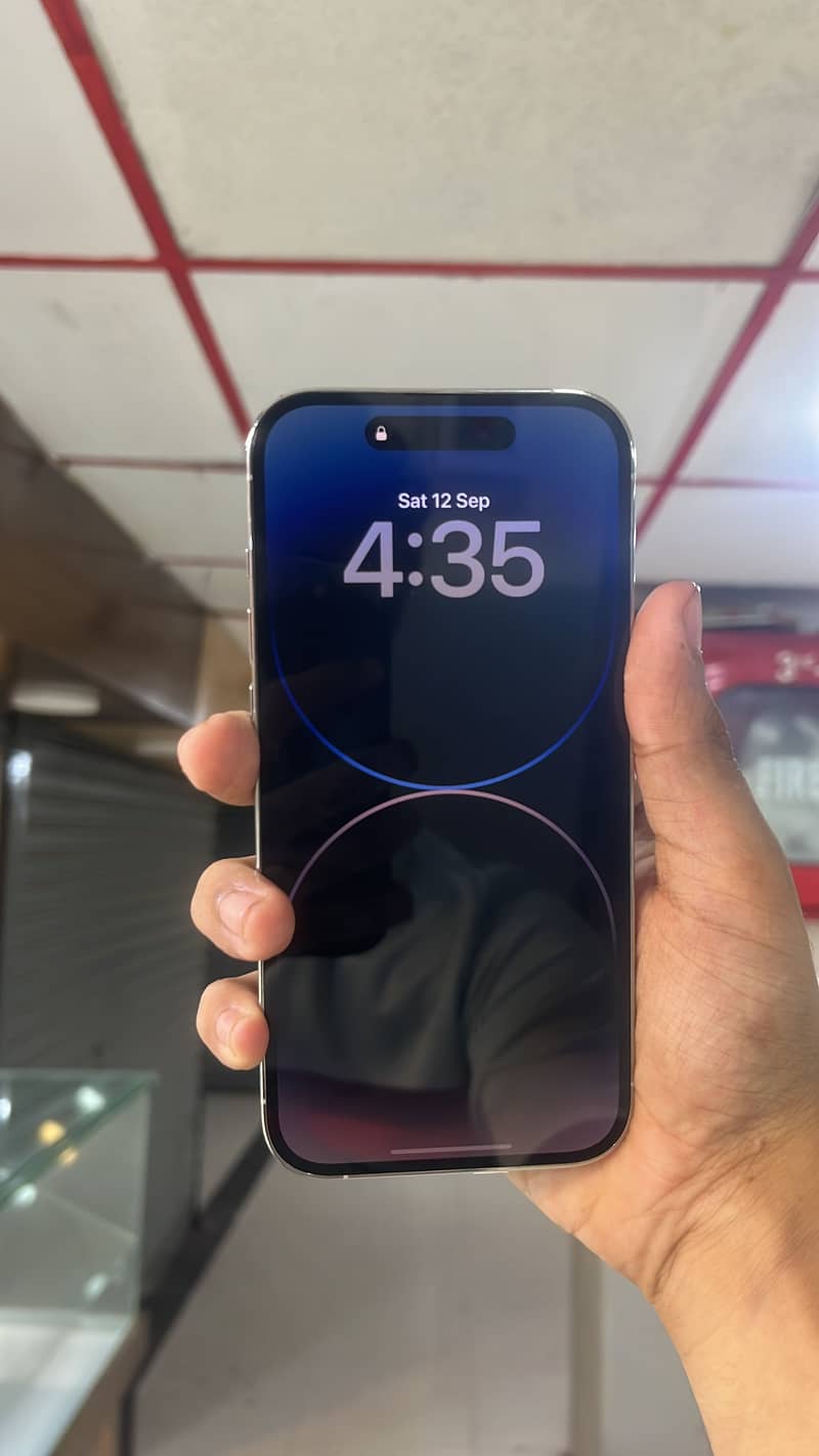Apple iPhone 14 Pro 0