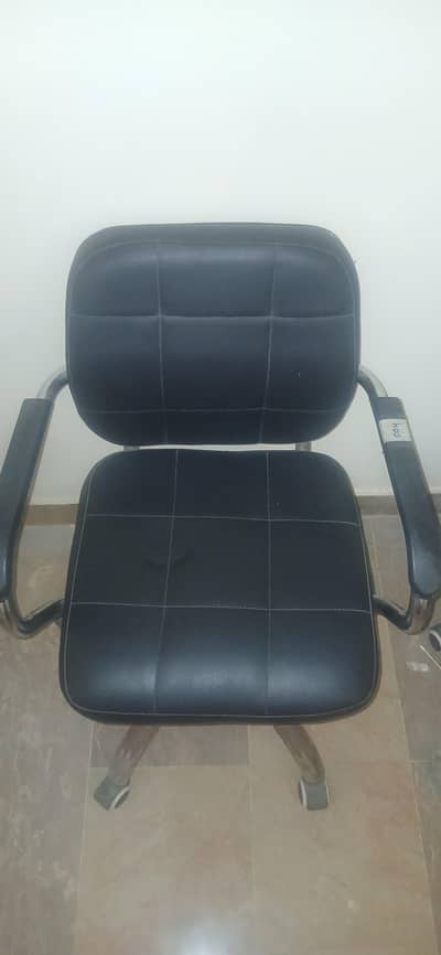 Urgent sale. Computer chairs.