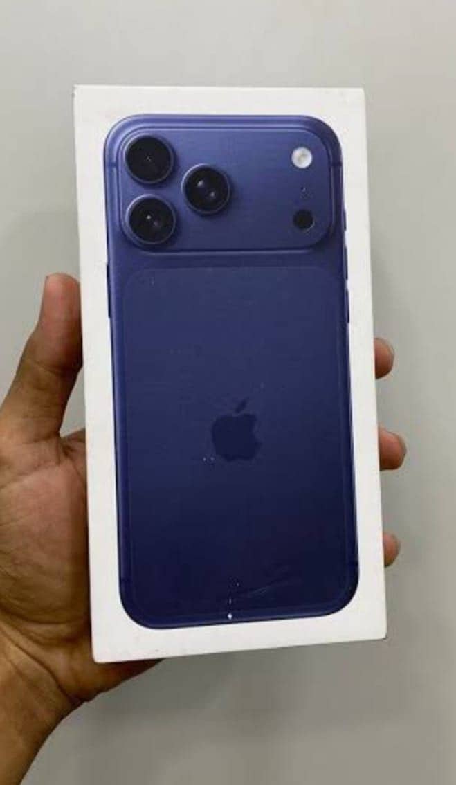 Apple iPhone 17 Pro Max 0