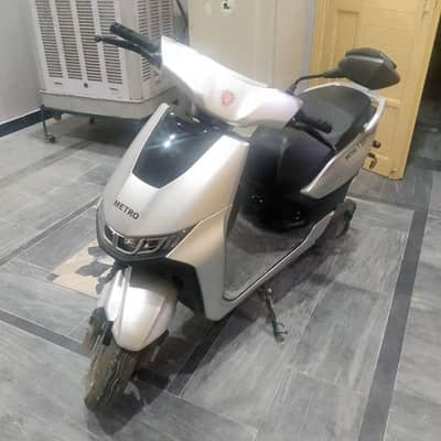 Metro T9 pro electric bike good battery and speed