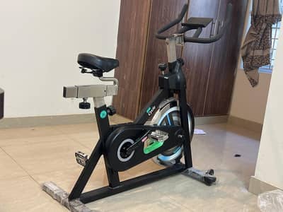 YAFIT Exercise Cycle – Premium Indoor Spinning Bike | Like New