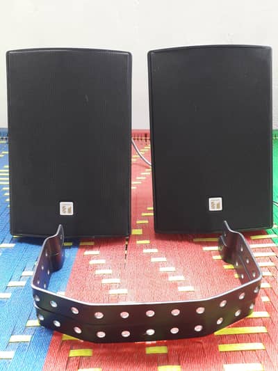 Column Speakers