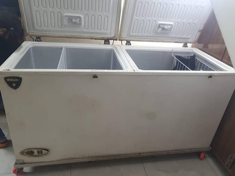 waves deep freezer 7