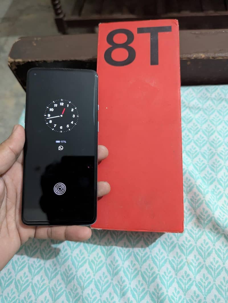 One Plus 8T 1