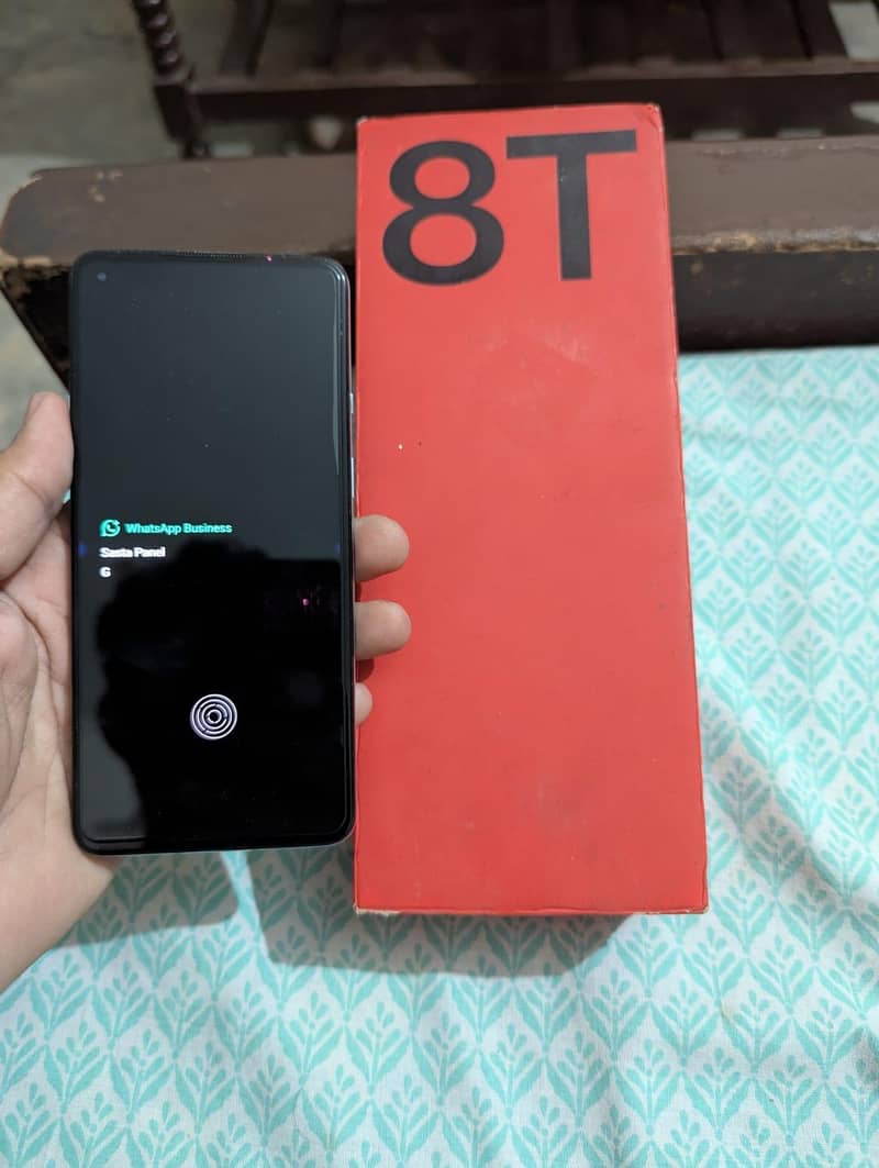 One Plus 8T 6