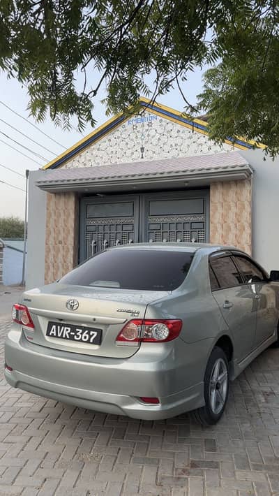 Toyota Corolla GLI 2011
