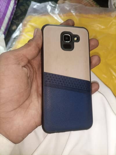 Samsung Mobile J6