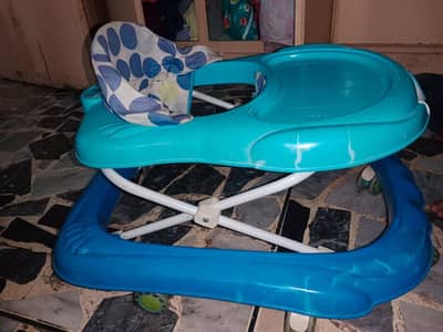 baby walker perfectly working