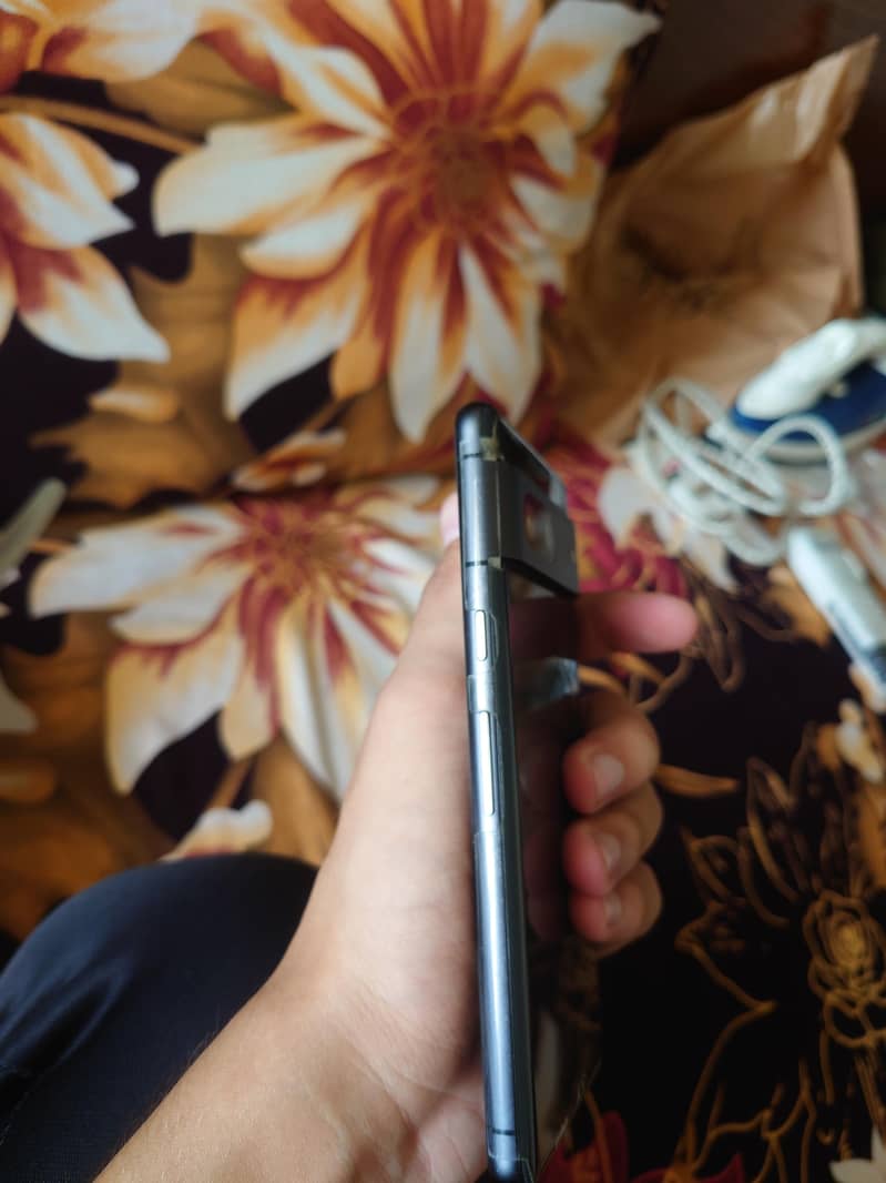 Google Pixel 7 5
