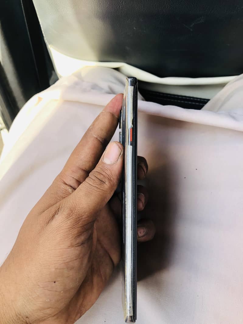 tecno camon 40 Pro 1