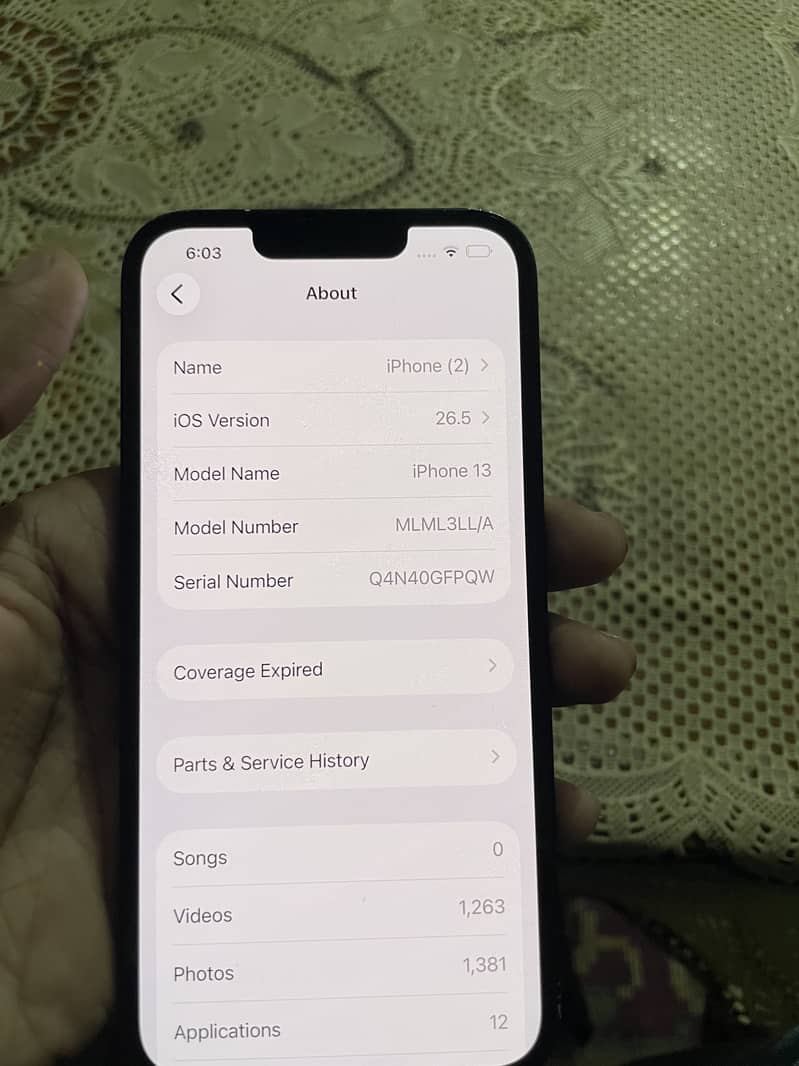 Apple iPhone 13 2