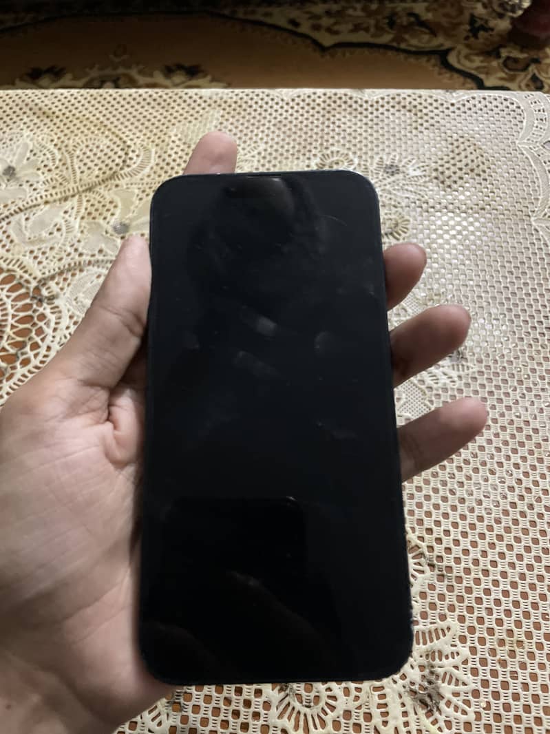 Apple iPhone 13 6