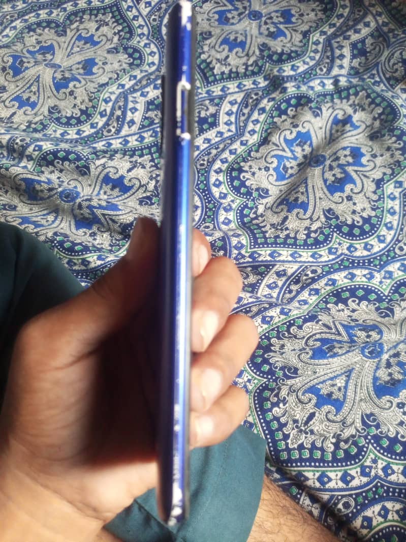 Tecno Spark 6 3