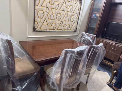 Brand New! pure kekar dining table with 4 chairs
