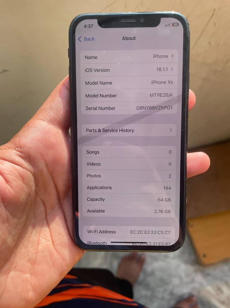 iPhone XS 3