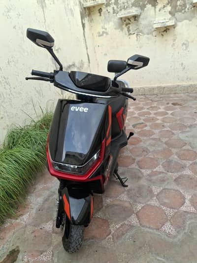evee Gen z 2026 model Scooty urgent for salec call n 03226338725