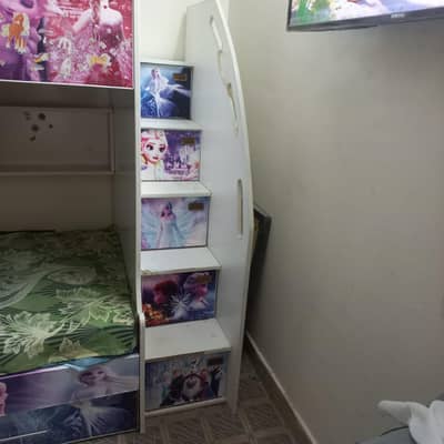 Kids bunk bed