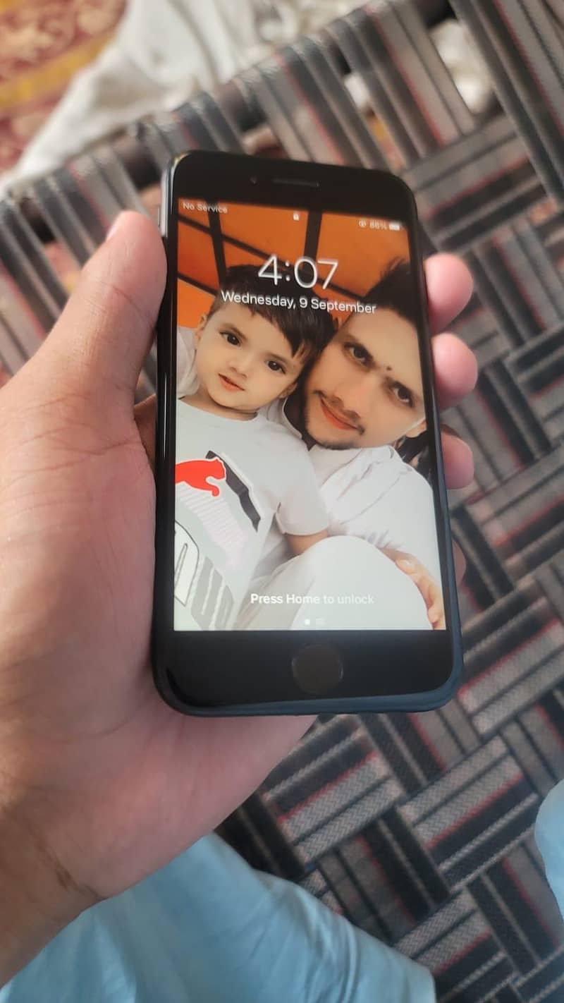 Apple iPhone 7 5