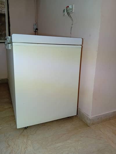 Deep freezer 10/10 condition