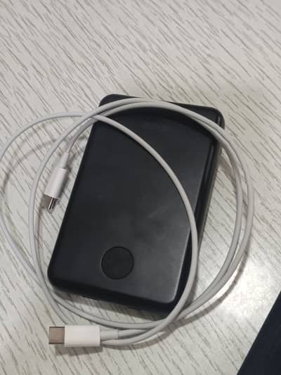 10000 mah,, Magnet tach