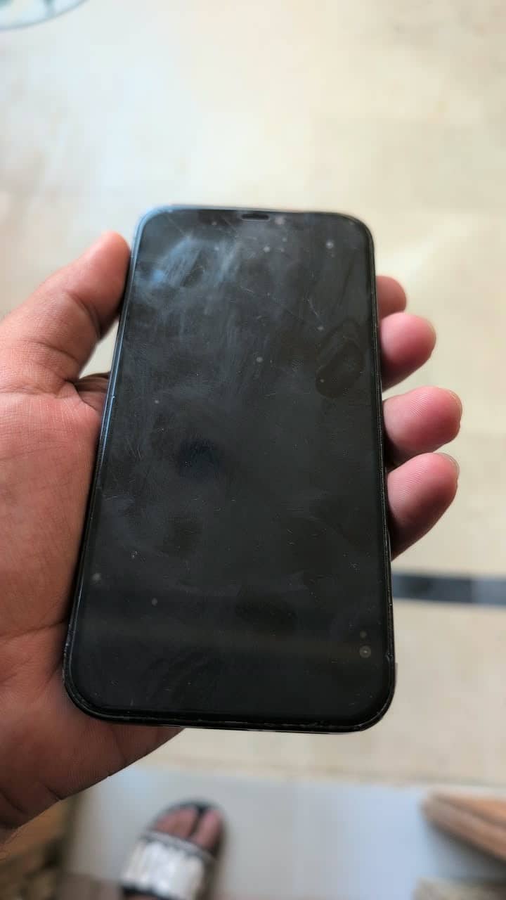 Apple iPhone 12 Pro 3