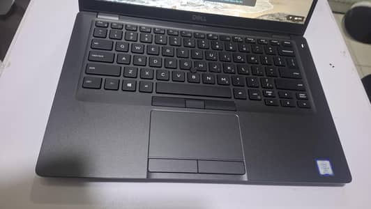 Dell 5400 Core i5 8th Gen 10/10 condition