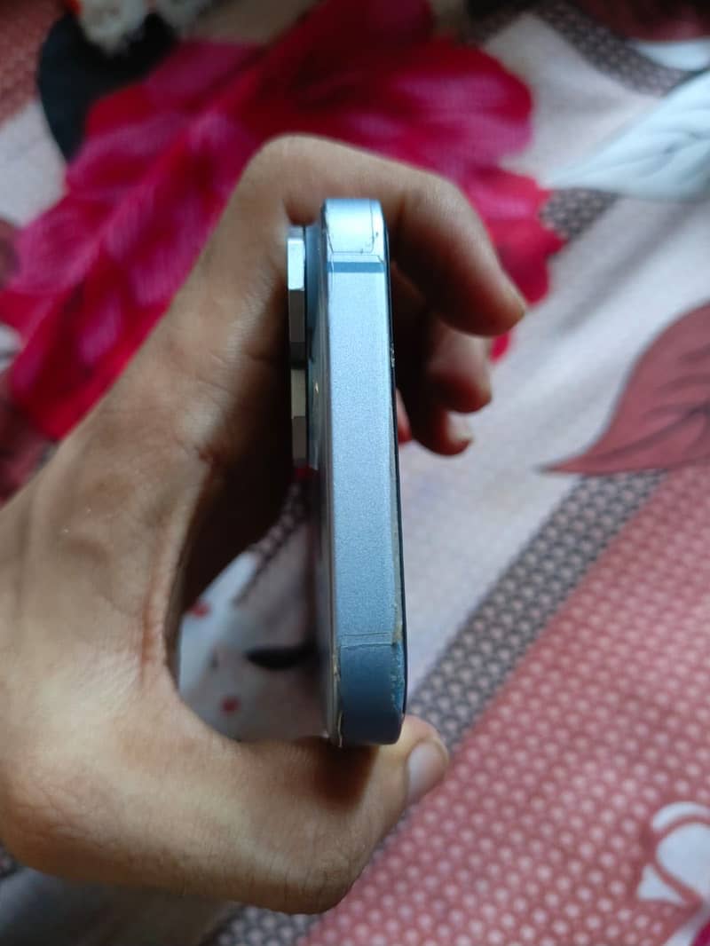 Apple iPhone 14 6