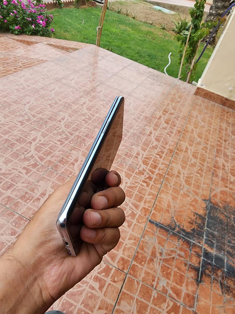 Oneplus 9 pro 4