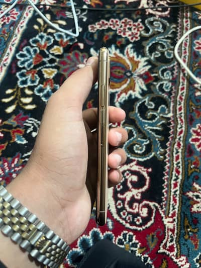Apple iPhone XS