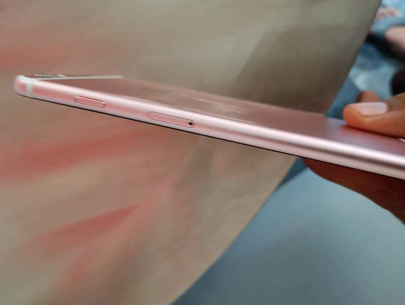 Apple iPhone 6S Plus 1