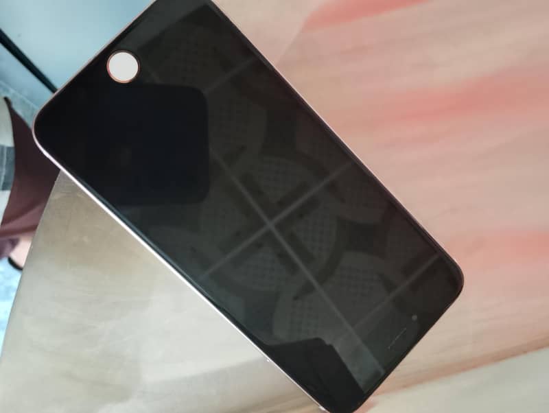 Apple iPhone 6S Plus 2