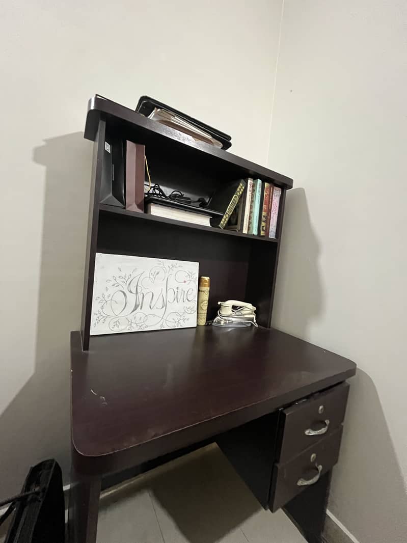 Study table 4