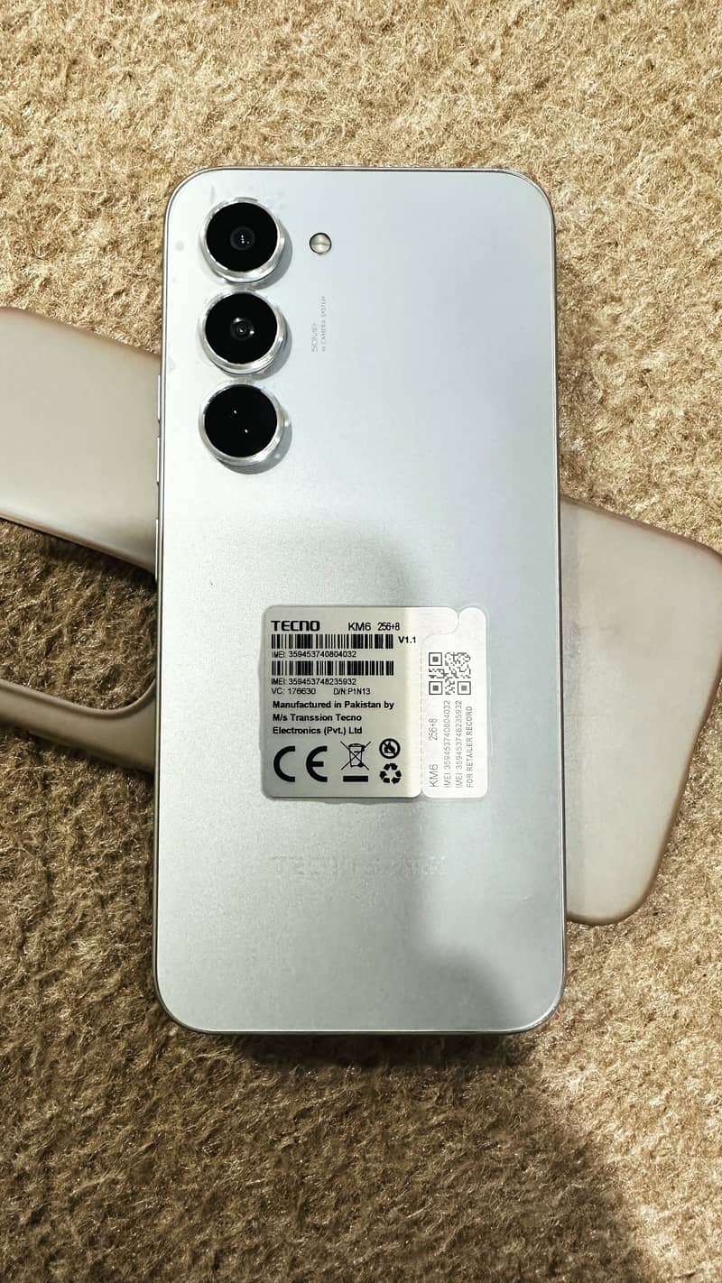 Tecno spark 40 pro 0