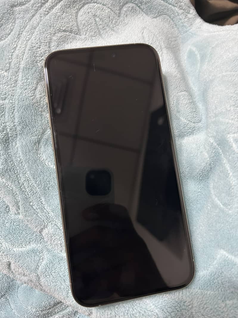 Apple iPhone 15 Pro Max 1