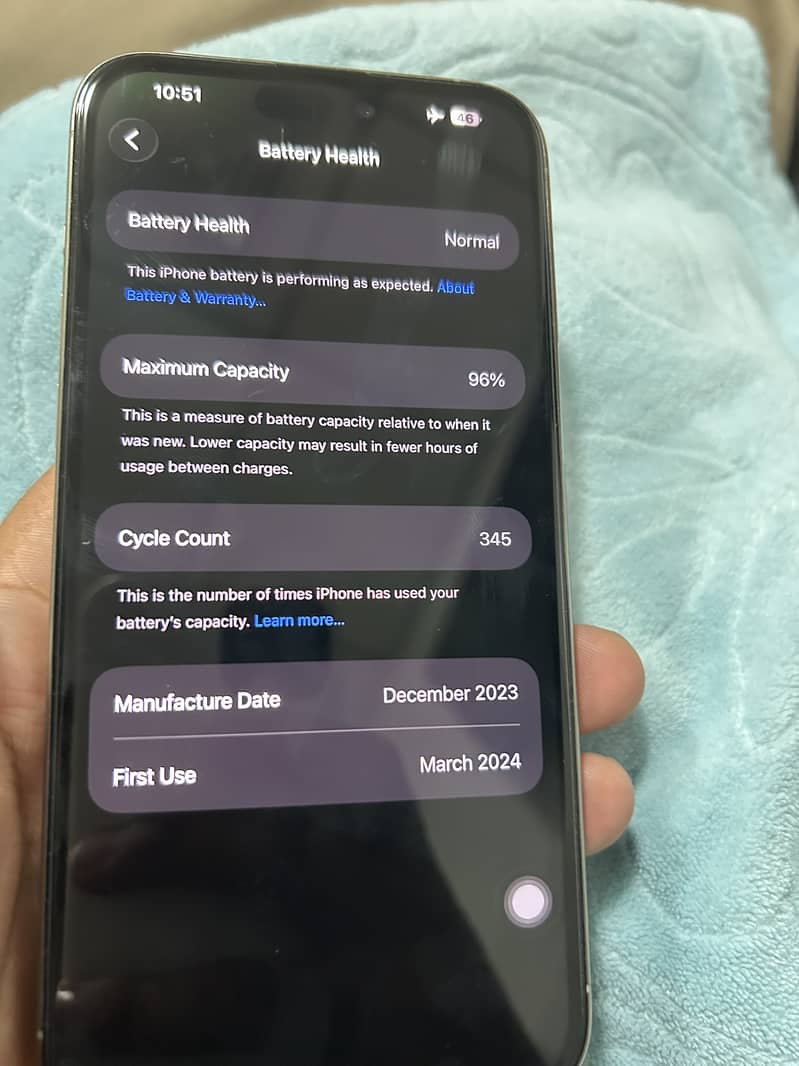 Apple iPhone 15 Pro Max 6