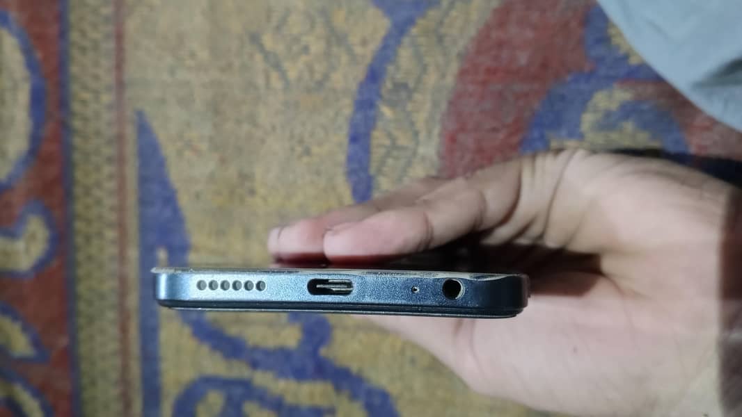 Tecno SPARK 30C 3