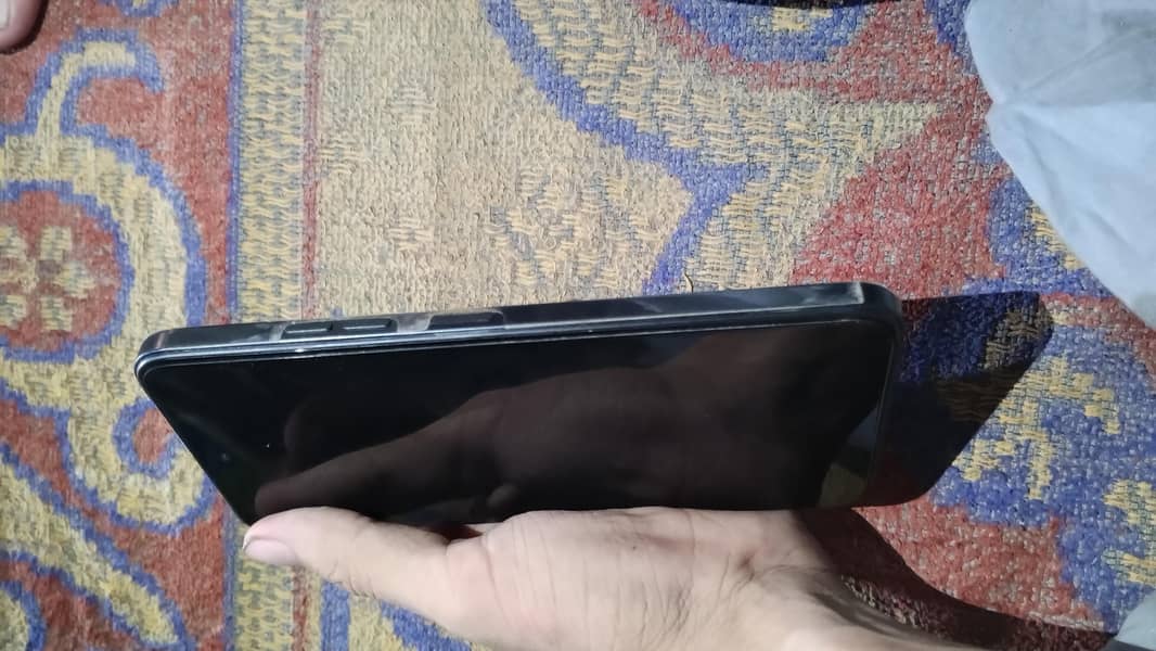 Tecno SPARK 30C 4