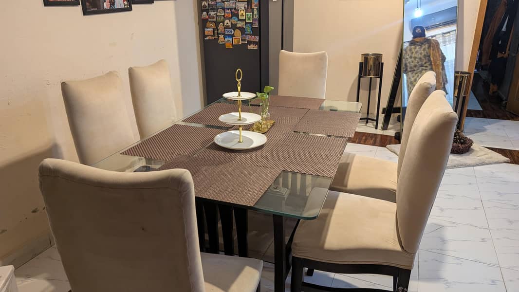 6 Seater Dining table. 3