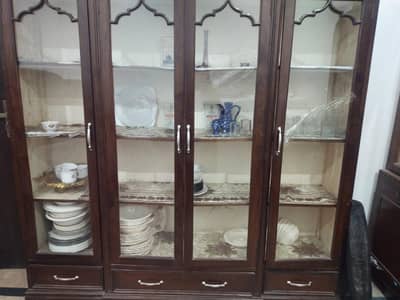 Wooden 4-Door Cabinet – Excellent Condition