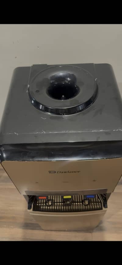 Water Dispenser with refrigerator