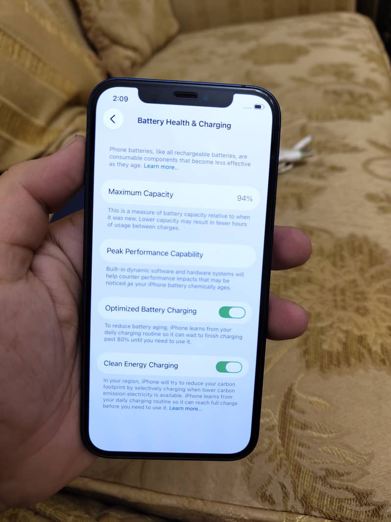 Apple iPhone 12 7