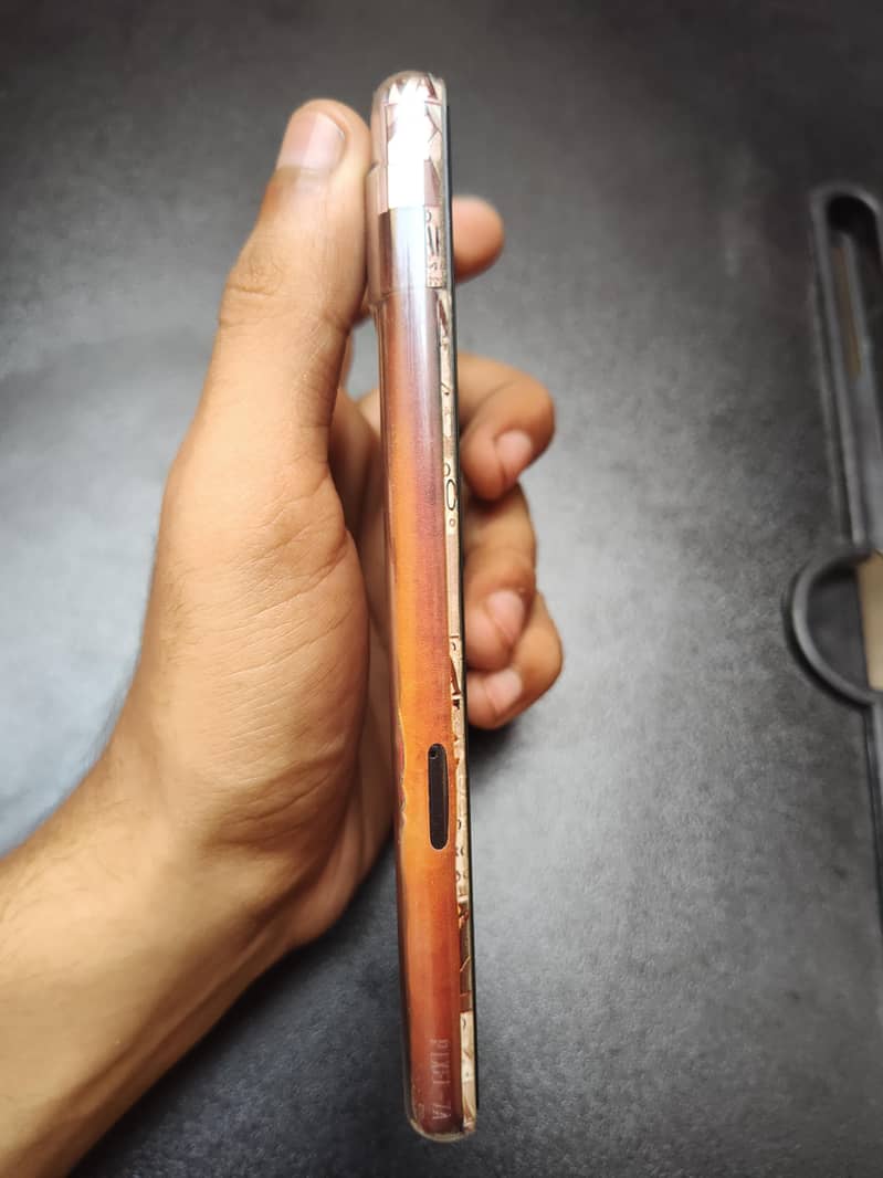 Google Pixel 7a 4